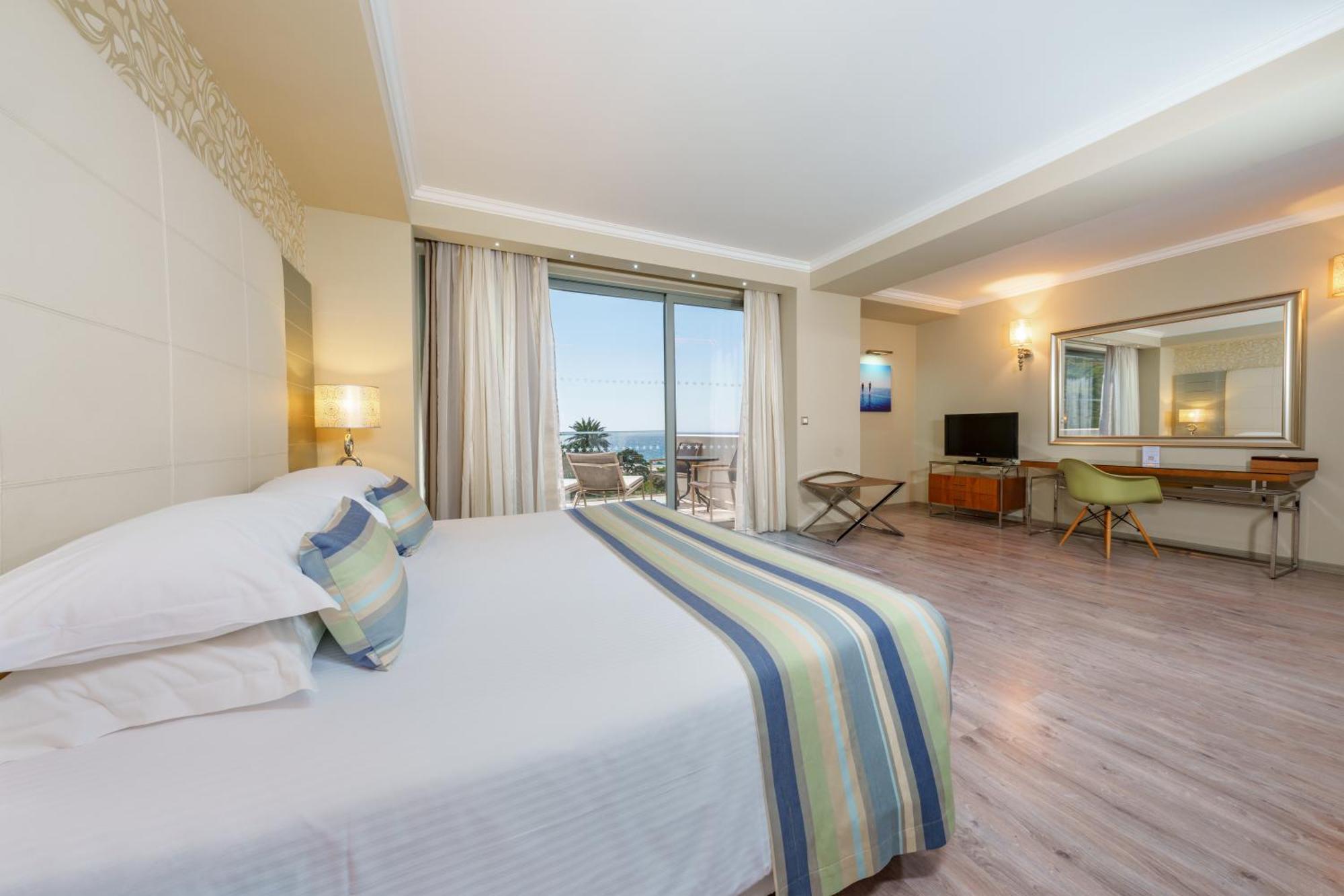Atrium Platinum Resort & Spa Ixia  Exterior photo